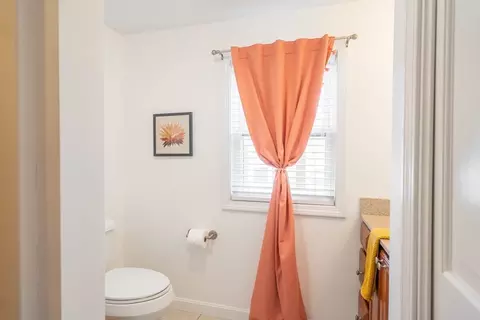 Bath - 61 Acushnet Ave, Worcester, MA 01606 photo 3 of 4