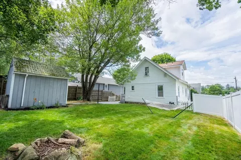 Exterior - 61 Acushnet Ave, Worcester, MA 01606 photo 3 of 5