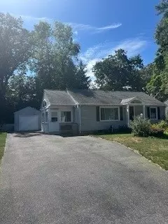 58 Maebeth St, Springfield, MA 01119 photo 2