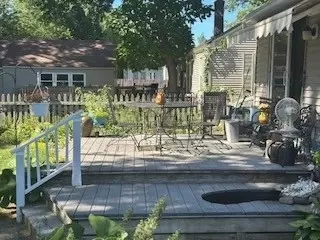58 Maebeth St, Springfield, MA 01119 photo 8