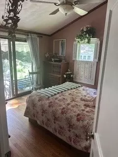 58 Maebeth St, Springfield, MA 01119 photo 13