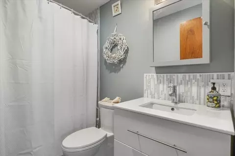 Bath - 31 Hamlin #A-14, Needham, MA 02492 photo 1 of 1