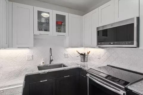 Kitchen - 31 Hamlin #A-14, Needham, MA 02492 photo 5 of 5