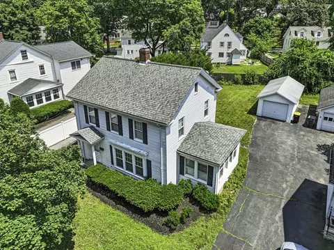 15 Robertson Rd, Framingham, MA 01702