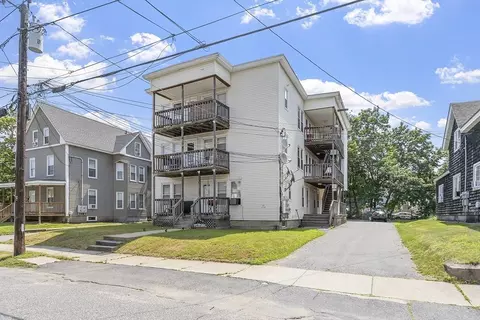 58 4th St, Leominster, MA 01453