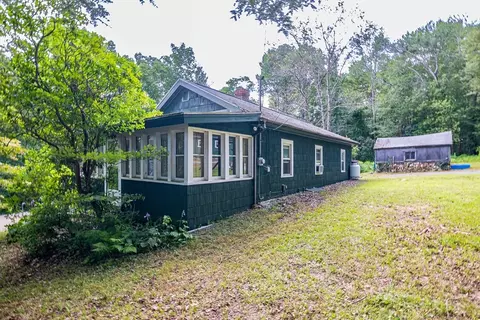 7 Duval Rd, Dudley, MA 01571 photo 2