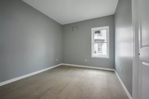 Bedroom - 35 Hood St, Fall River, MA 02720 photo 2 of 6