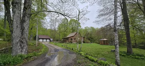 250 Athol Rd, Richmond, NH 03470