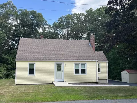 5 Mulberry Dr, Clinton, MA 01510