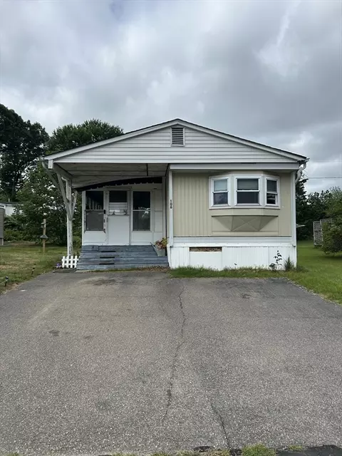106 Mayflower Ave, Taunton, MA 02780