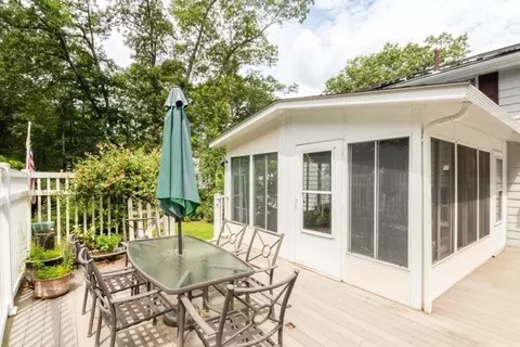 Exterior - 83 Pine St, Natick, MA 01760 photo 7 of 9