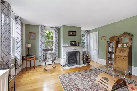 55 W Main St, Georgetown, MA 01833 photo 6
