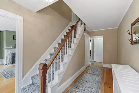55 W Main St, Georgetown, MA 01833 photo 4