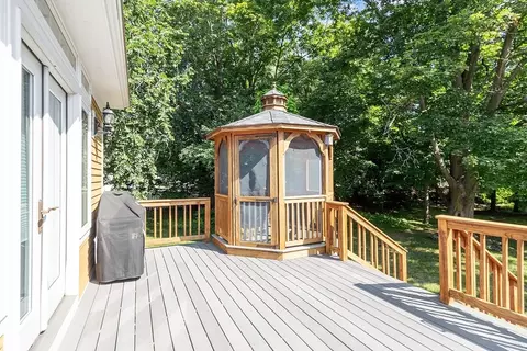 55 W Main St, Georgetown, MA 01833 photo 41