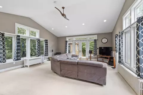 55 W Main St, Georgetown, MA 01833 photo 20