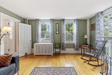 55 W Main St, Georgetown, MA 01833 photo 7