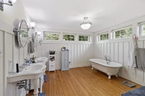 55 W Main St, Georgetown, MA 01833 photo 27