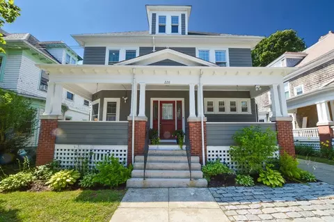 228 Hawthorn St, New Bedford, MA 02740