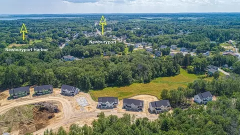 10 Clover Cir #B, Salisbury, MA 01952 photo 24