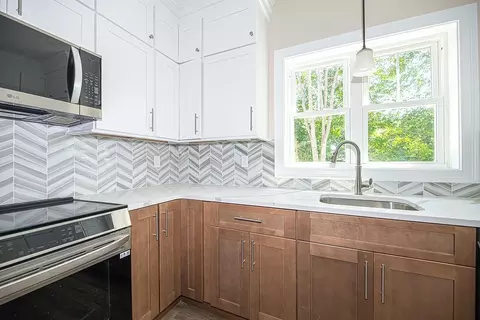10 Clover Cir #B, Salisbury, MA 01952 photo 6