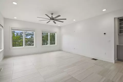 14 Bay Edge Ln, Worcester, MA 01604 photo 9