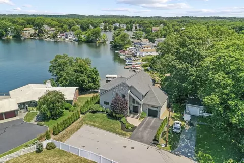 14 Bay Edge Ln, Worcester, MA 01604 photo 3