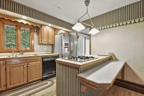 2 Bradley Ct, Fall River, MA 02720 photo 6