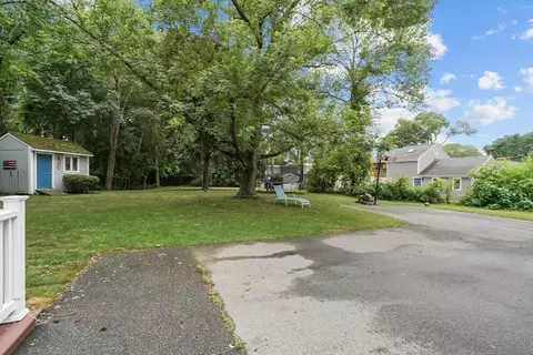 4 Mott Dr, Attleboro, MA 02703 photo 6