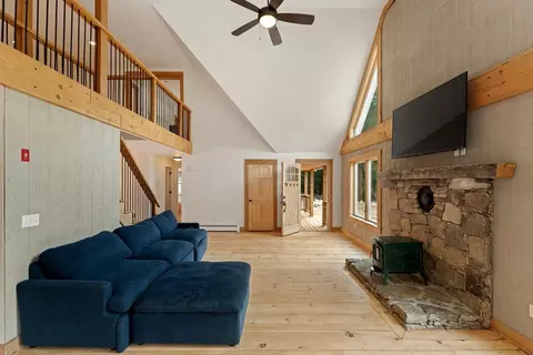 22 Potter Rd, Douglas, MA 01516 photo 6