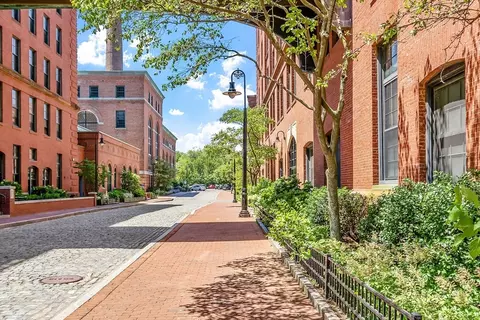 1241-1251 Adams St #F309, Boston, MA 02124