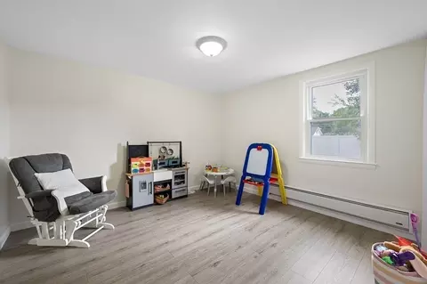 11 Savoy St, Worcester, MA 01607 photo 14