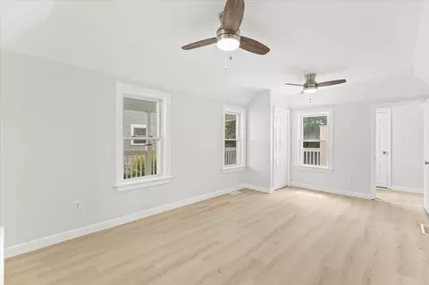 54 L St, Hull, MA 02045 photo 23