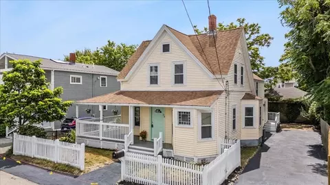 54 L St, Hull, MA 02045 photo 2