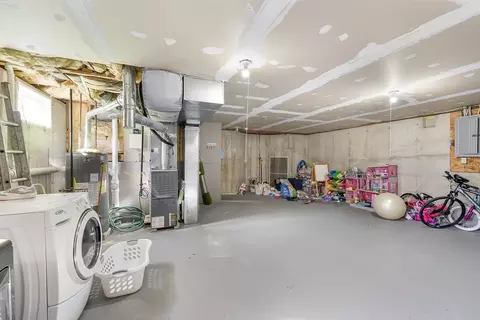 255-263 William, Fall River, MA 02721 photo 27