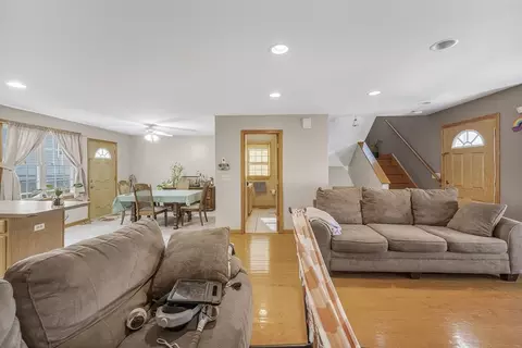 255-263 William, Fall River, MA 02721 photo 8