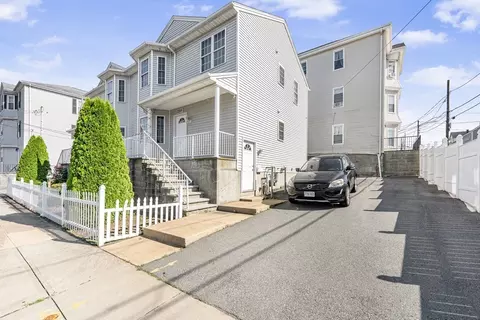 255-263 William, Fall River, MA 02721 photo 3
