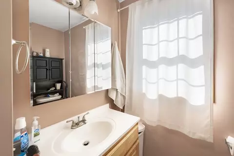 255-263 William, Fall River, MA 02721 photo 21