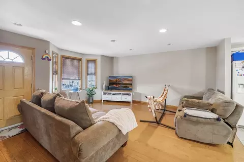 255-263 William, Fall River, MA 02721 photo 6