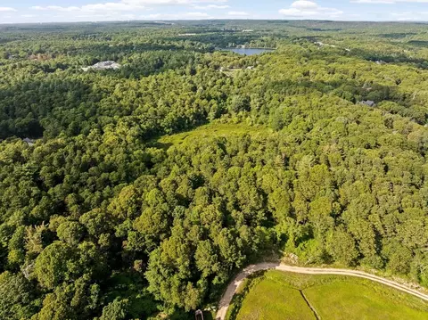 940 County Rd, Bourne, MA 02559 photo 4