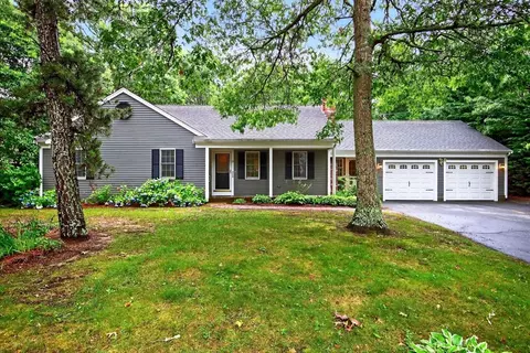 19 Sandpiper Ln, Brewster, MA 02631