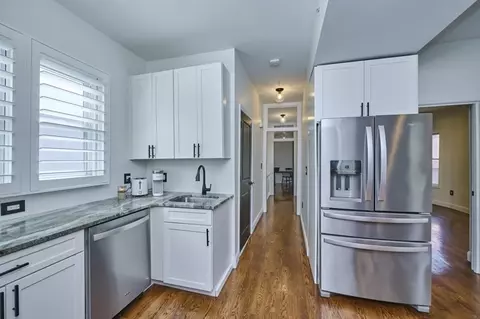 173 Walnut St #3, Chelsea, MA 02150
