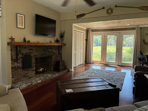 Living - 40 Weaver St #C, Wareham, MA 02576 photo 3 of 3