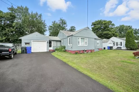 166 Drexel St, Springfield, MA 01104 photo 3