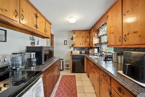 166 Drexel St, Springfield, MA 01104 photo 7