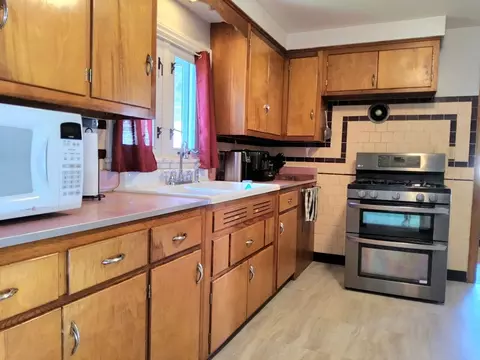 Kitchen - 6 Crosby St, Webster, MA 01570 photo 1 of 4