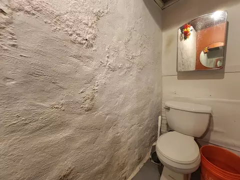 Bath - 6 Crosby St, Webster, MA 01570 photo 3 of 4