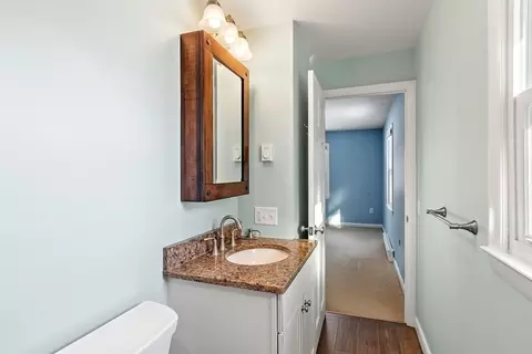 Bath - 9 E Park Rd, Sterling, MA 01564 photo 3 of 4