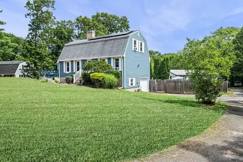 16 Miller Rd, Beverly, MA 01915 photo 3
