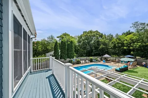 16 Miller Rd, Beverly, MA 01915 photo 6