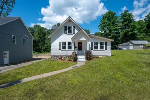 35 Nyland St, Worcester, MA 01607